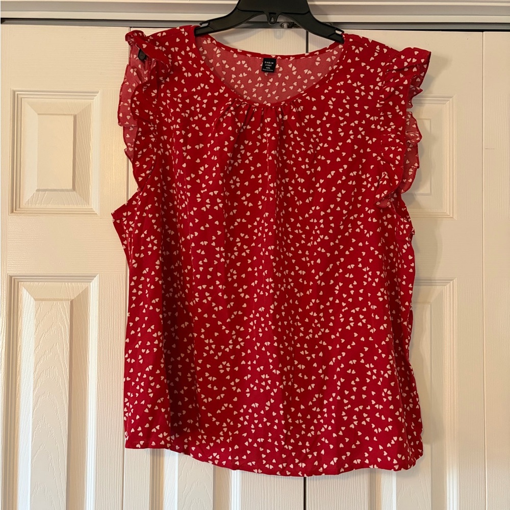 SHEIN Red Heart Print Ruffle Sleeve Camisole